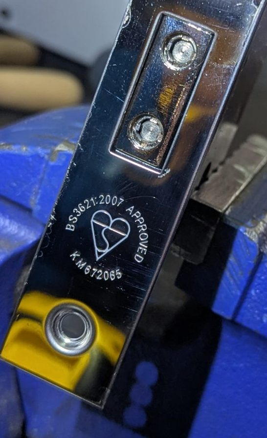 GT Locksmiths, BSI Kite mark on British standard 5L mortice lock